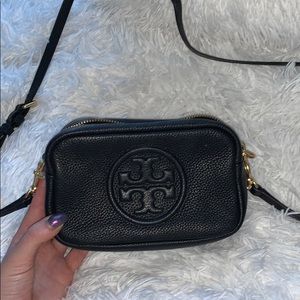 Tory Burch Perre Bombe Leather crossbody Bag